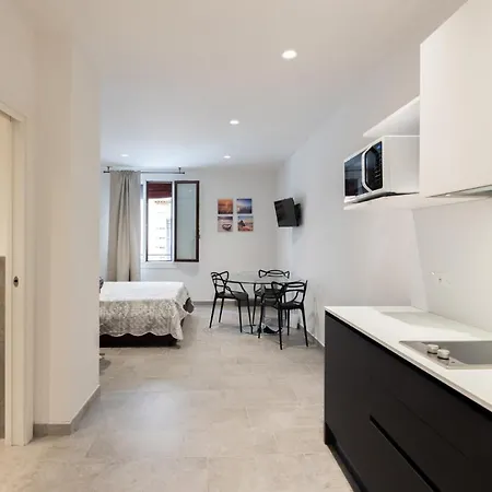 Goito 4, By Short Holidays Apartament *