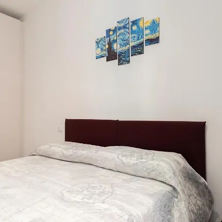 Apartment Goito 4, By Short Holidays *