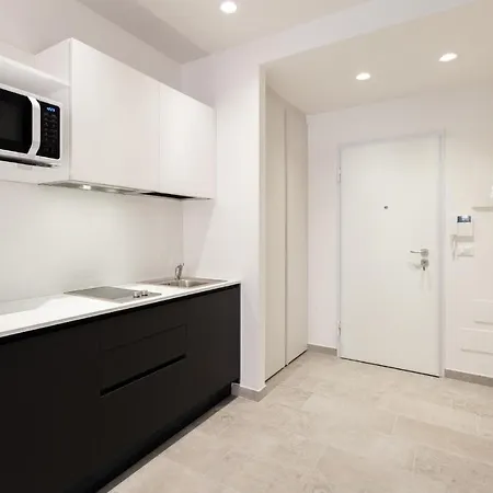 Goito 4, By Short Holidays Apartment
