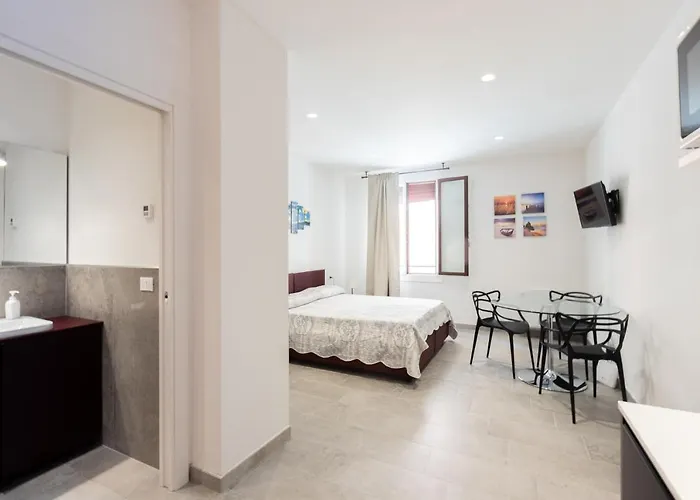 Goito 4, By Short Holidays شقة